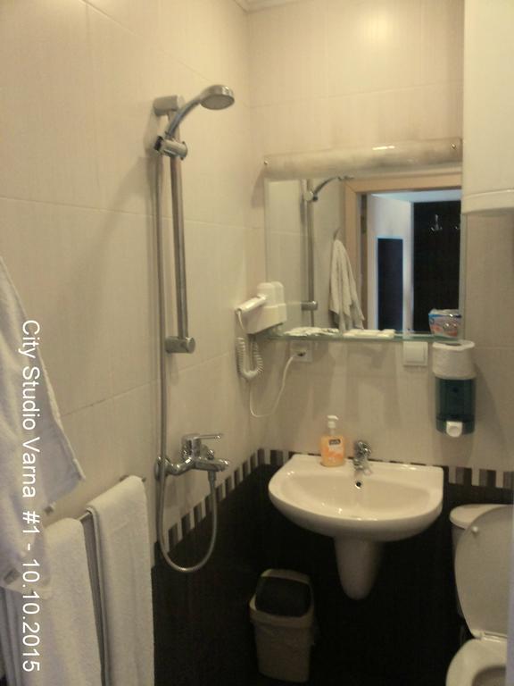 City Studio Rent Варна Номер фото